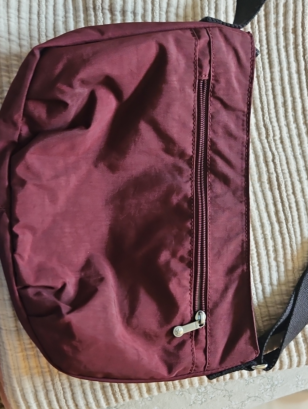 Kipling Syro, EUC - Picture 3 of 4